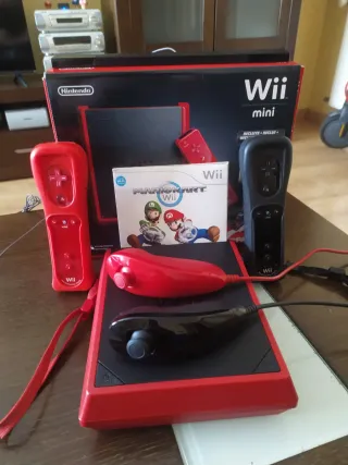 Nintendo Wii Mini Roja + Mario Kart Wii