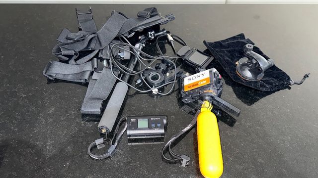 Sony Action Cam HDR-AS20 + Accesorios