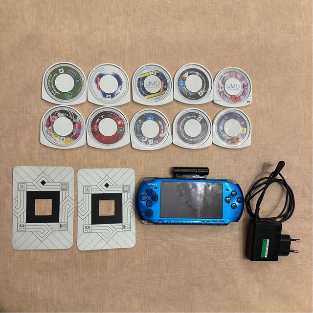 Console PSP 3004 Blu + 10 UMD