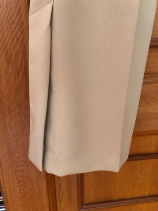 Pantalón mujer Zara, recto beige, abertura tobillo