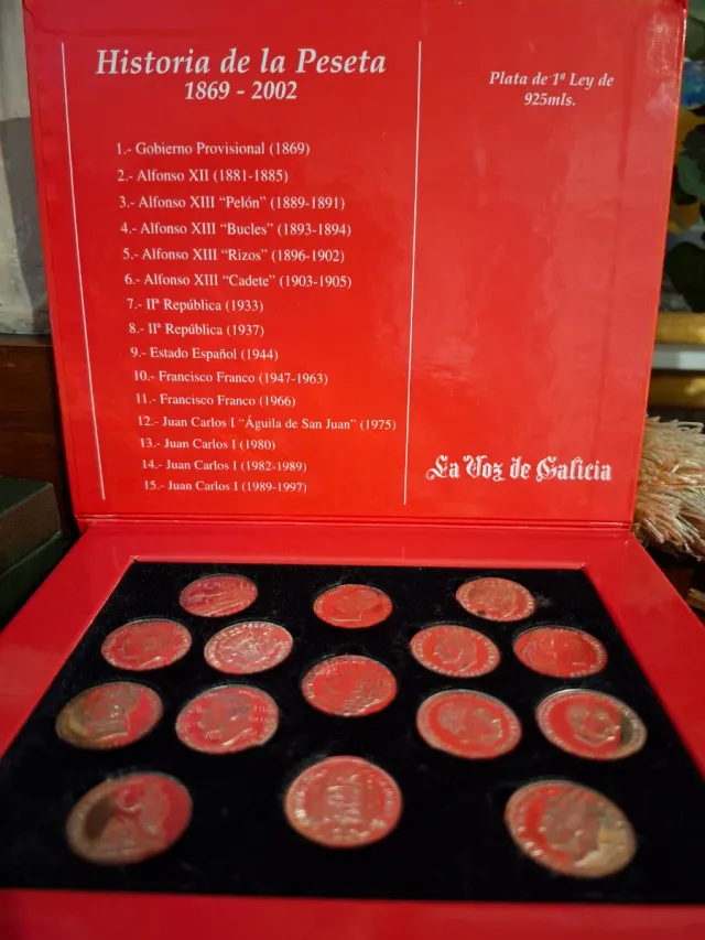 Lote 2 jarrones plata lazo