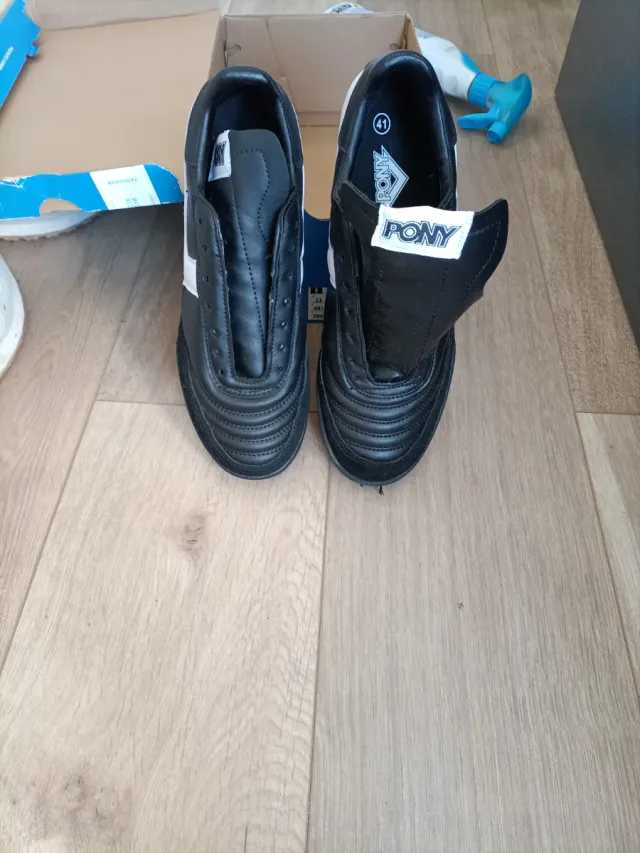 Botas de fútbol Pony Talla 41