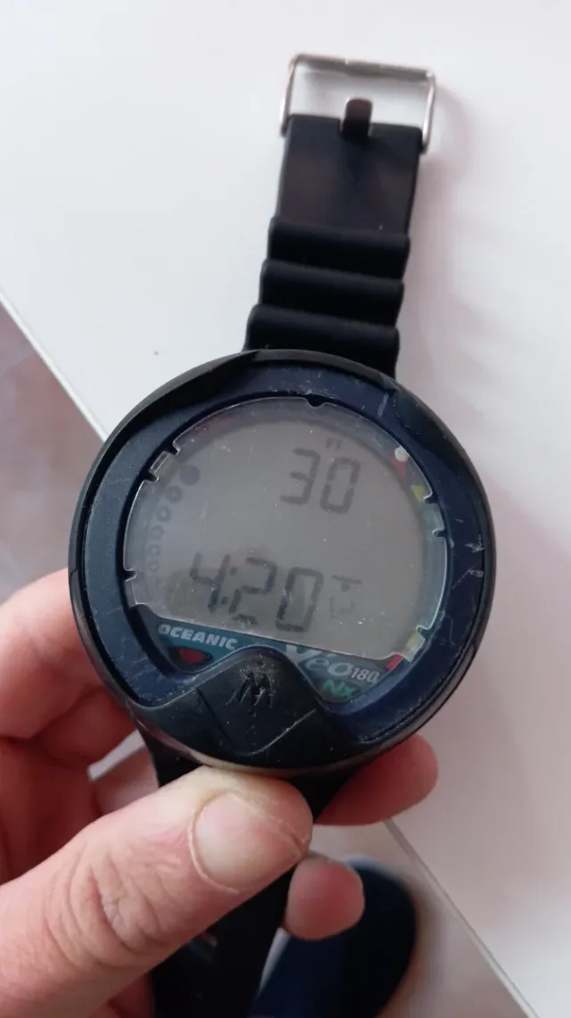 Ordenador de buceo Oceanic Veo180 NX