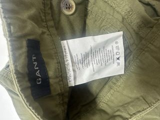 Bermuda niño GANT verde oliva