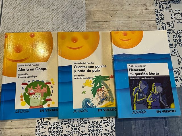 Colección de libros de la editorial Anaya