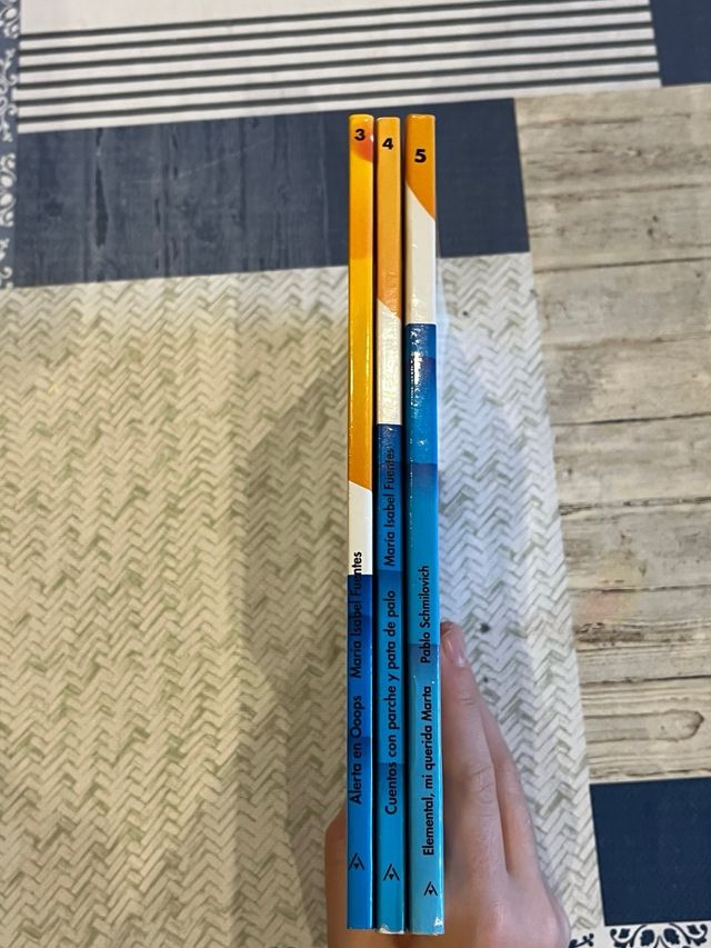 Colección de libros de la editorial Anaya