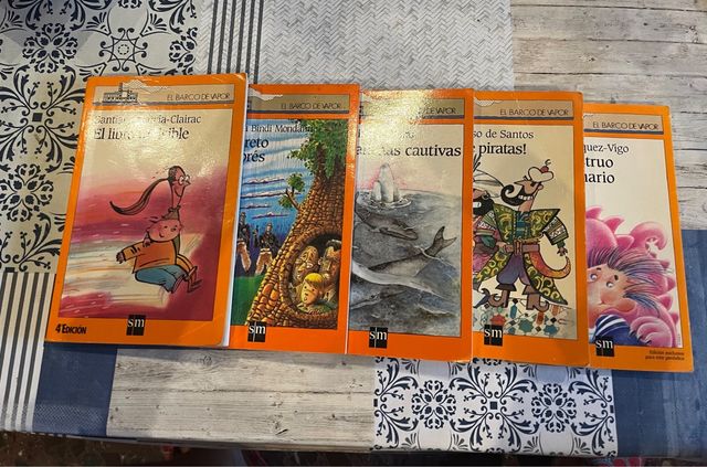 Conjunto de libros de la editorial Barco de Vapor