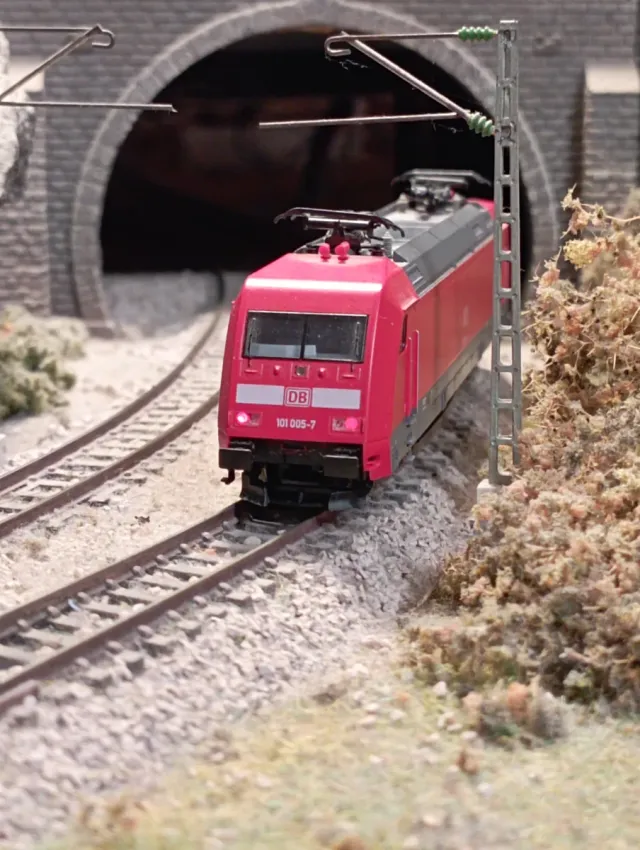 Locomotora Br 101 Fleischmann N digital