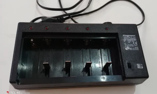 Cargador Pilas Kingpower Universal Ni-Cd