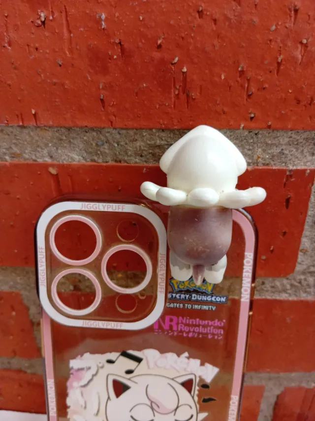 Funda móvil transparente con figura