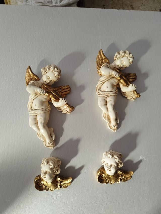 En venta estos angelitos de yeso 