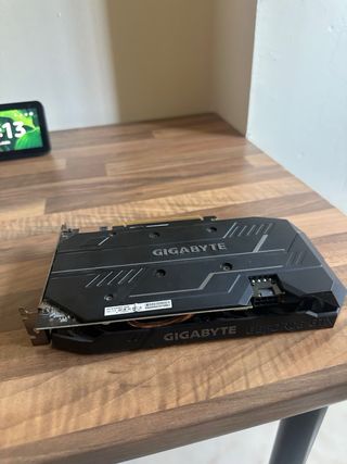 Tarjeta Gráfica Gigabyte GTX 1660 6GB