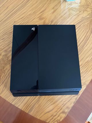 PS4 500GB Negra con mandos