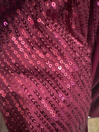 2 Vestidos de 15 color burdeos