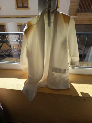 Blazer blanca elegante