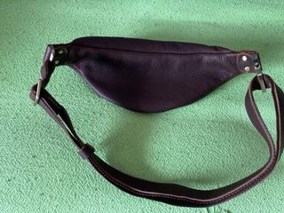 Riñonera de cuero sin uso