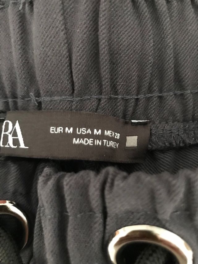 Pantalón ZARA gris talla M con etiqueta
