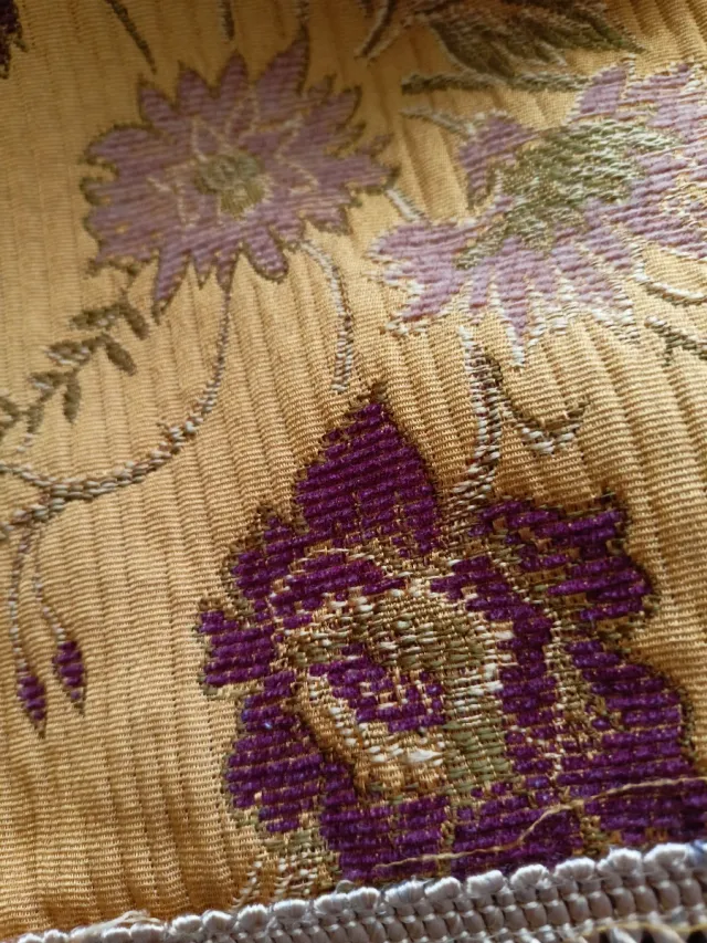 Cubre cama brocado vintage floral