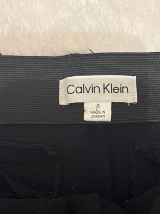 Pantalón efecto piel negro