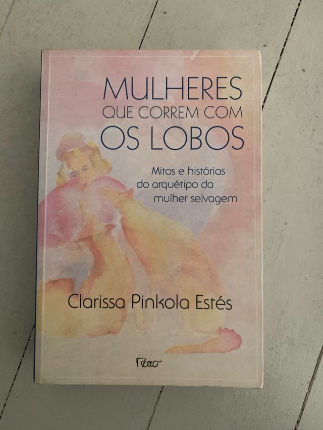 MULHERES QUE CORREM COM OS LOBOS