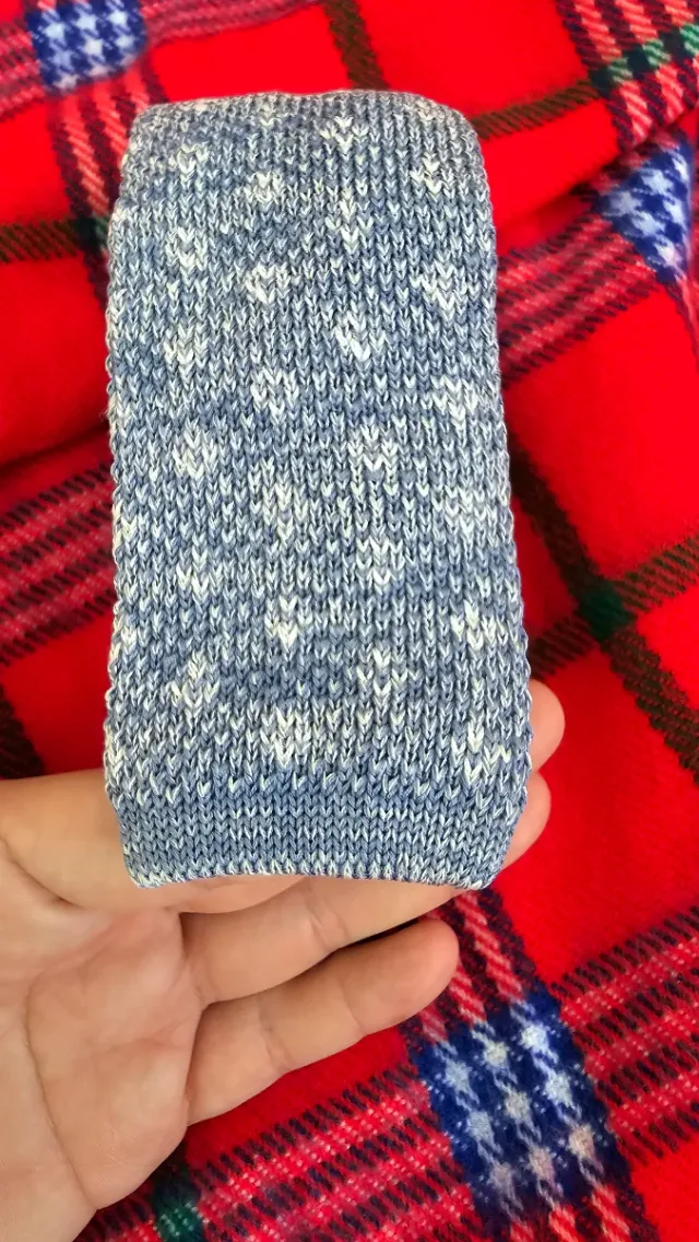 Corbata calcetin azul