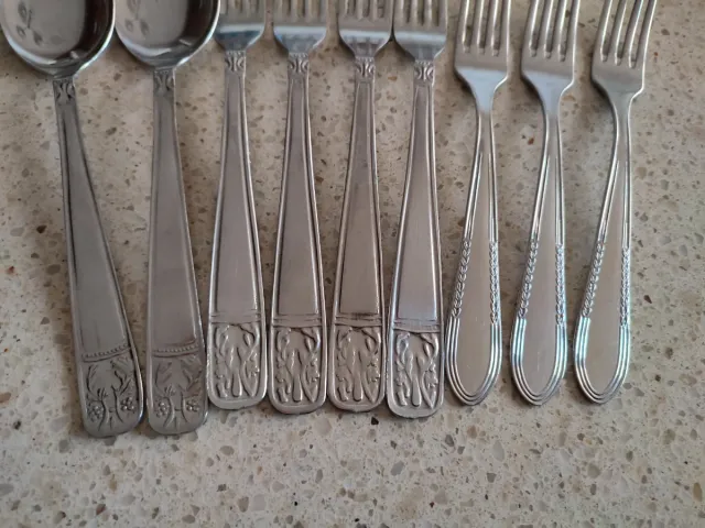 Set 2 cucchiai e 7 forchette in acciaio inox