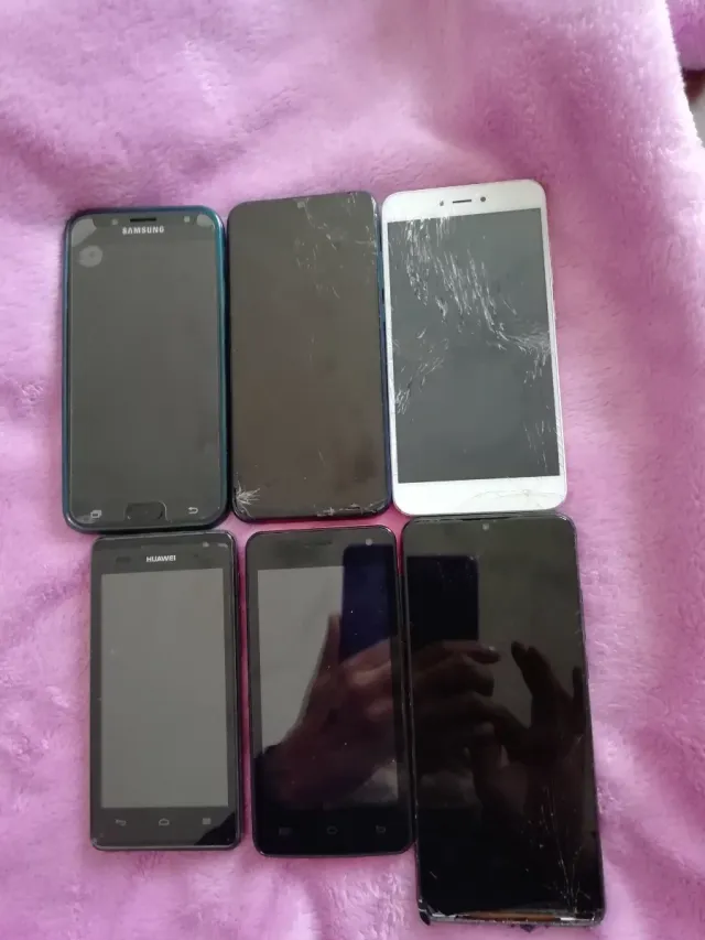 Móviles para piezas (Huawei, Samsung)