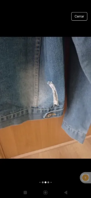 Cazadora vaquera mujer, estilo desgastado