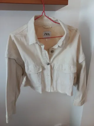 Cazadora tejana Zara crudo