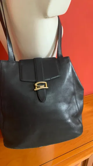 Borsa Genny vintage pelle nera fibbia oro