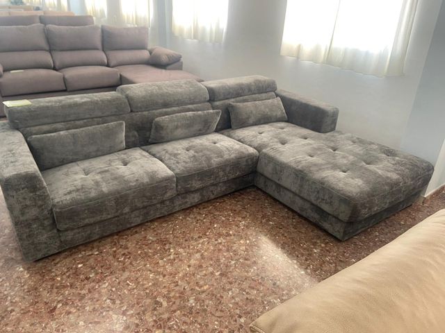 SOFÁ CHAISE LOUNGE GRÍS TELA