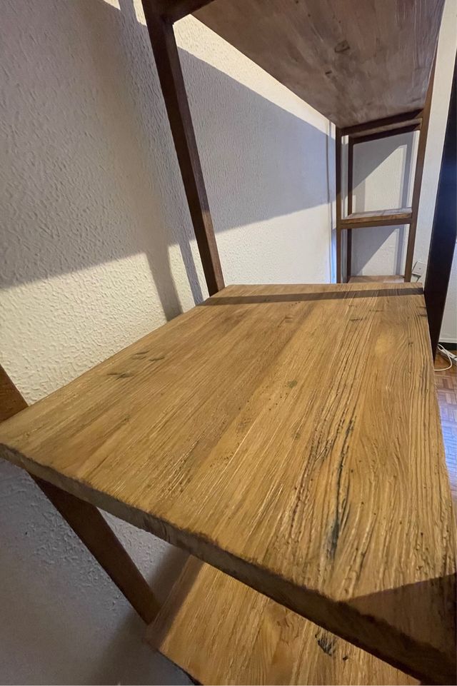 Estantería y escritorio madera y metal