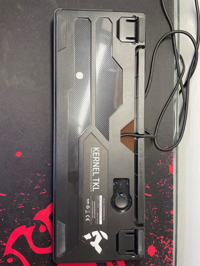 Teclado Gaming Krom kerner TKL