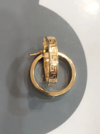 Pendientes de aro unisex de oro nuevos