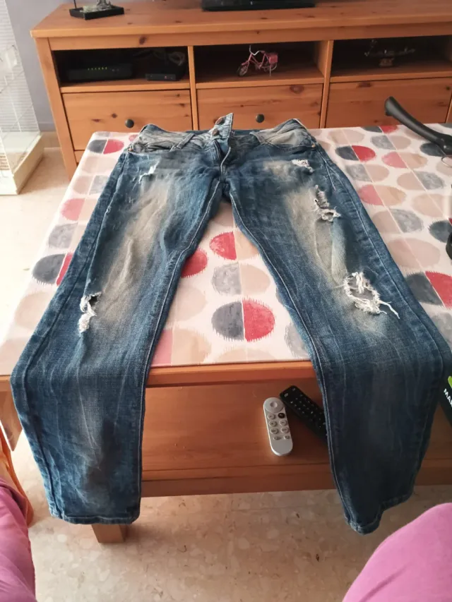 Tejanos desgastados azules