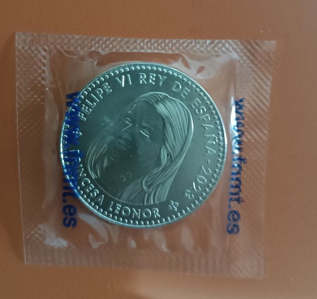 Moneda 40€ Princesa Leonor 18 Aniversario