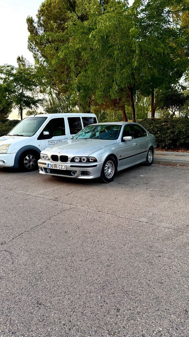 BMW E39 523i doble vanos