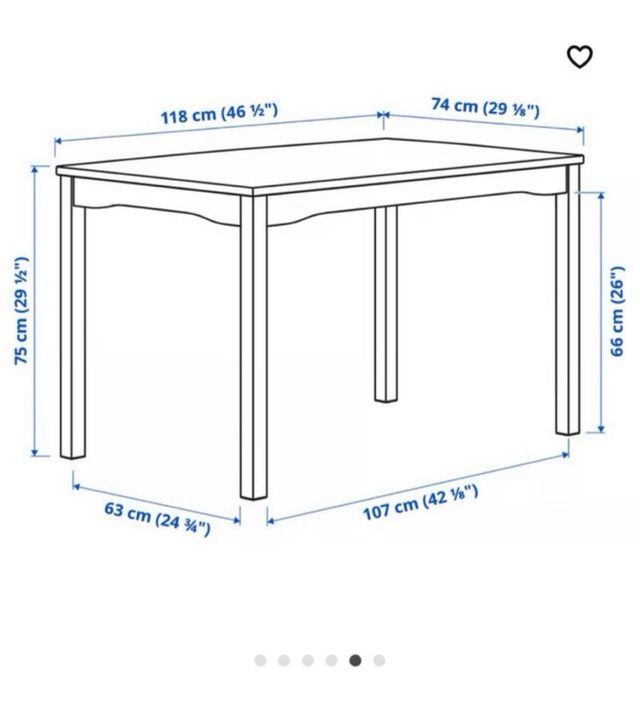 Mesa de comedor de madera con 4 sillas