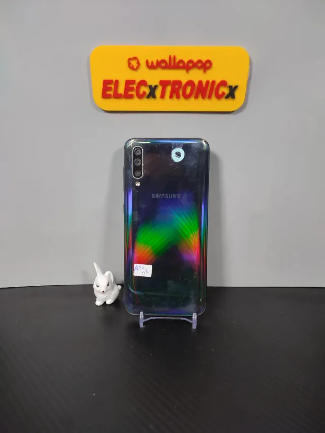 LG G5, Samsung A50, Sony M4