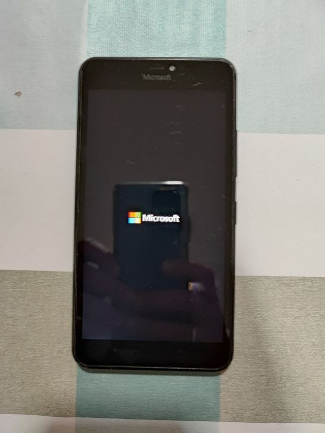 Nokia Lumia 640 XL Negro