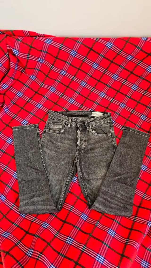 Vaqueros sin estrenar