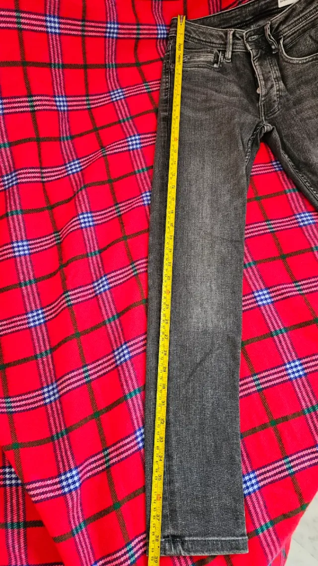 Vaqueros sin estrenar