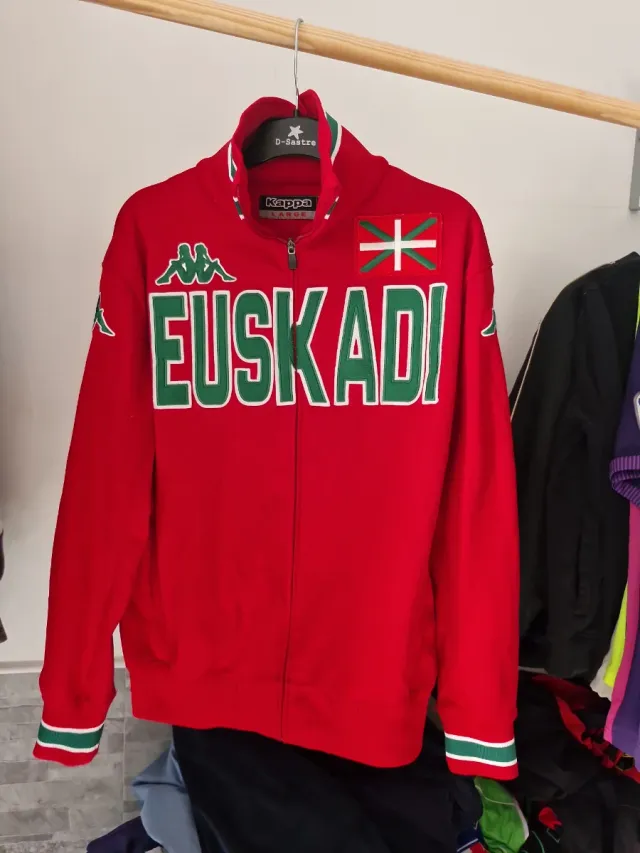 Chaqueta Kappa Euskadi Talla M