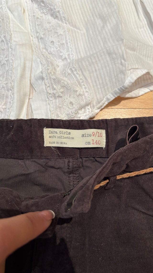 Conjunto Zara niña: blusa blanca y shorts