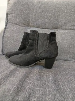 Botas y Sandalias Talla 40 Negras