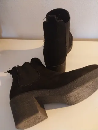 Botines negros tacón