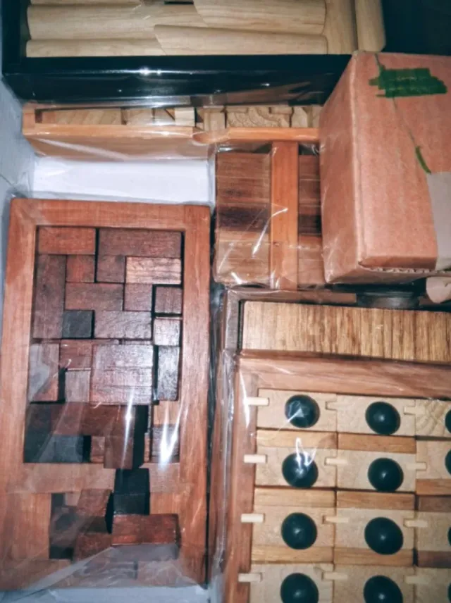 Lote de 20  juegos madera recreativos y de estrate