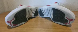 Zapatillas Jordan Talla 42 Blancas y Rojas