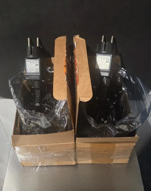 2 Guirlandas 200+200 leds Branco Quente e 20m+20m