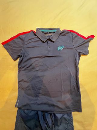 Conjunto Padel Bullpadel Azul y Rojo